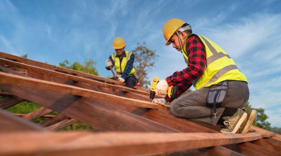 Expert new roof installation services in Lacarne, OH
